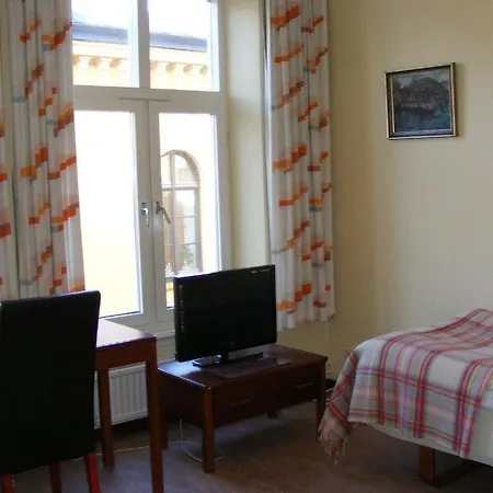 Continental Hotel 3*