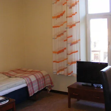 Continental Hotel 3*